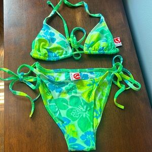 Bikini triangle strings Eckored XS/S GUC neon green